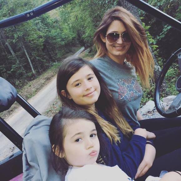 Meet your Posher, Cara - Picture 1 of 1